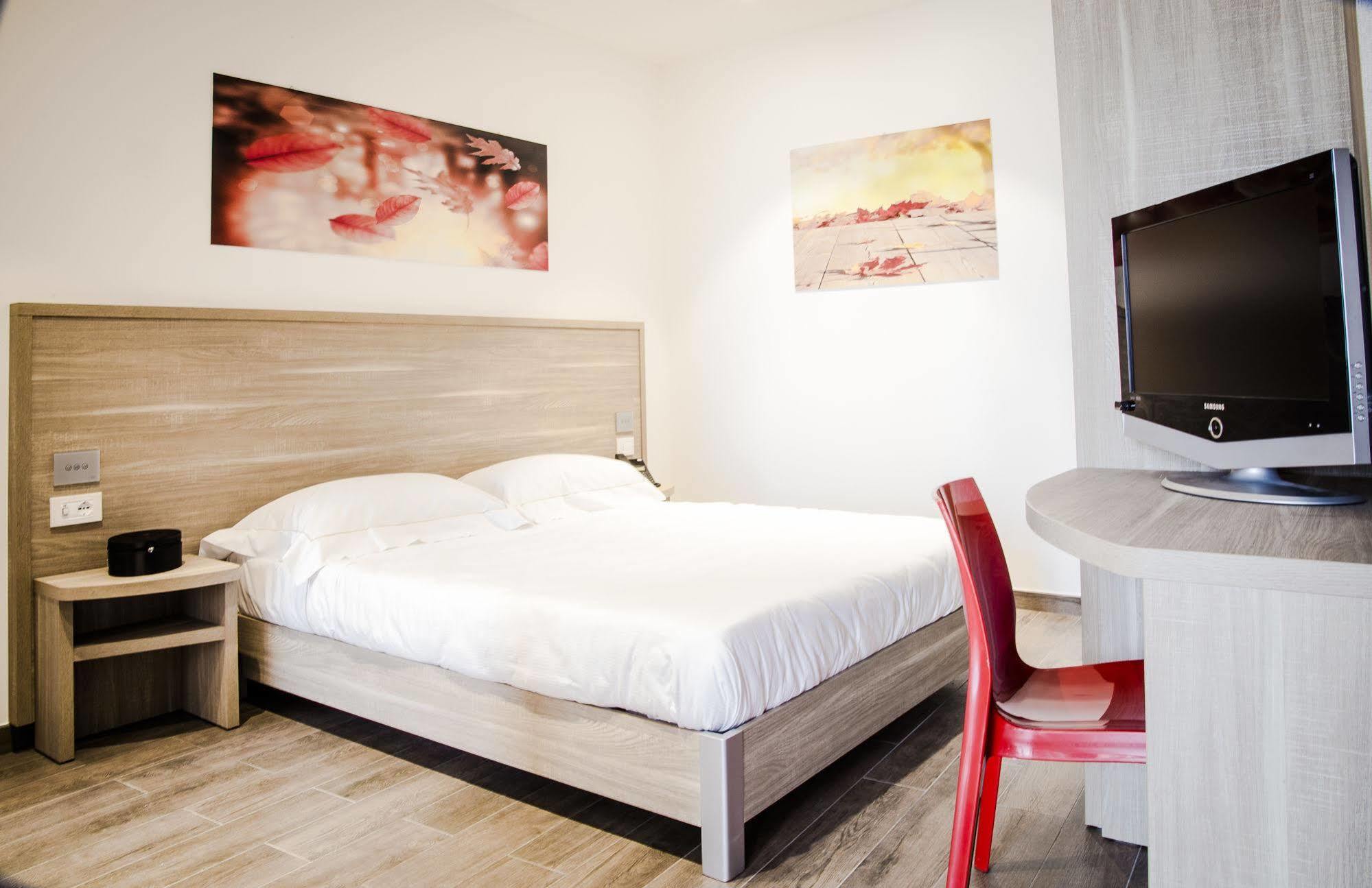 Privilege Apartments Vimercate Ngoại thất bức ảnh