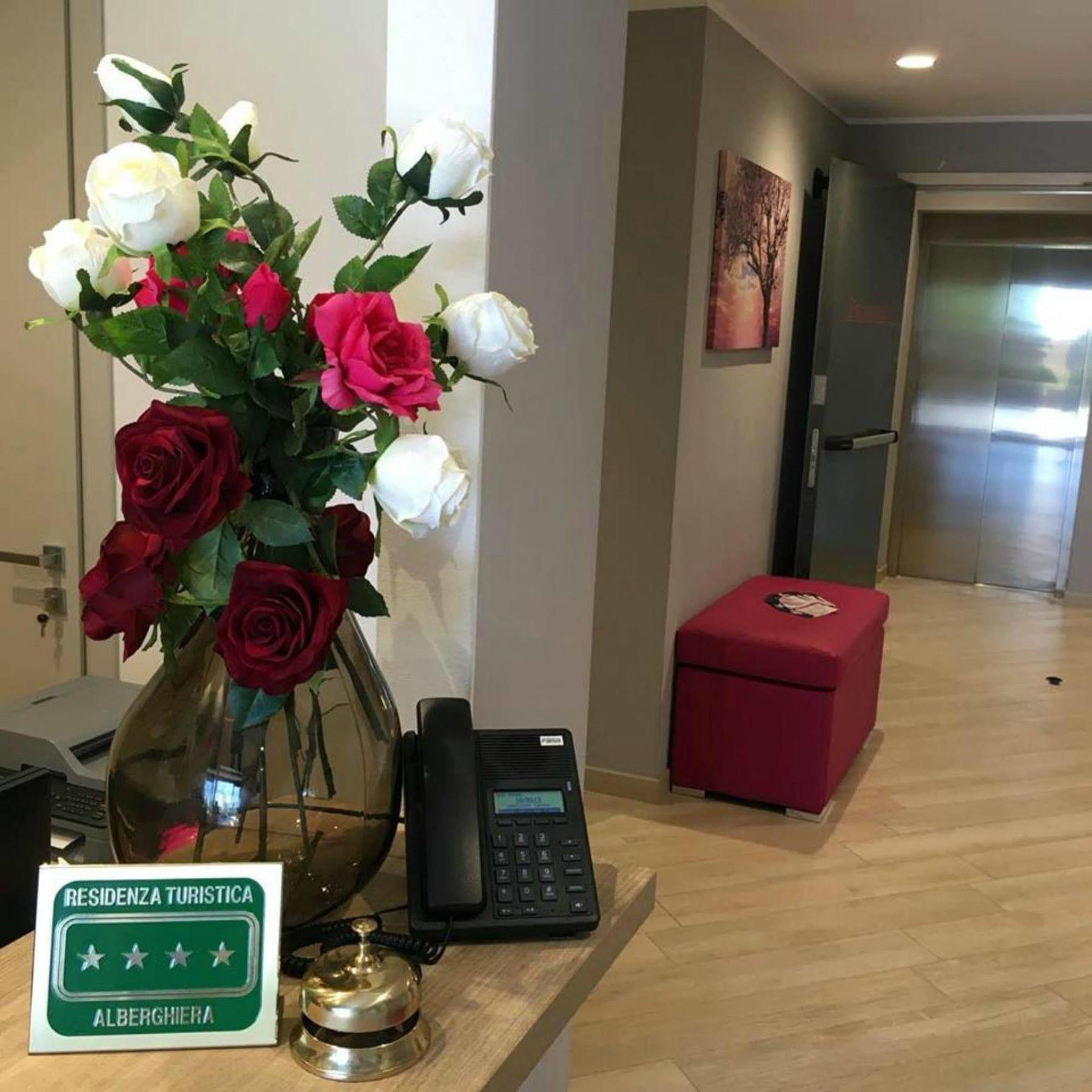Privilege Apartments Vimercate Ngoại thất bức ảnh