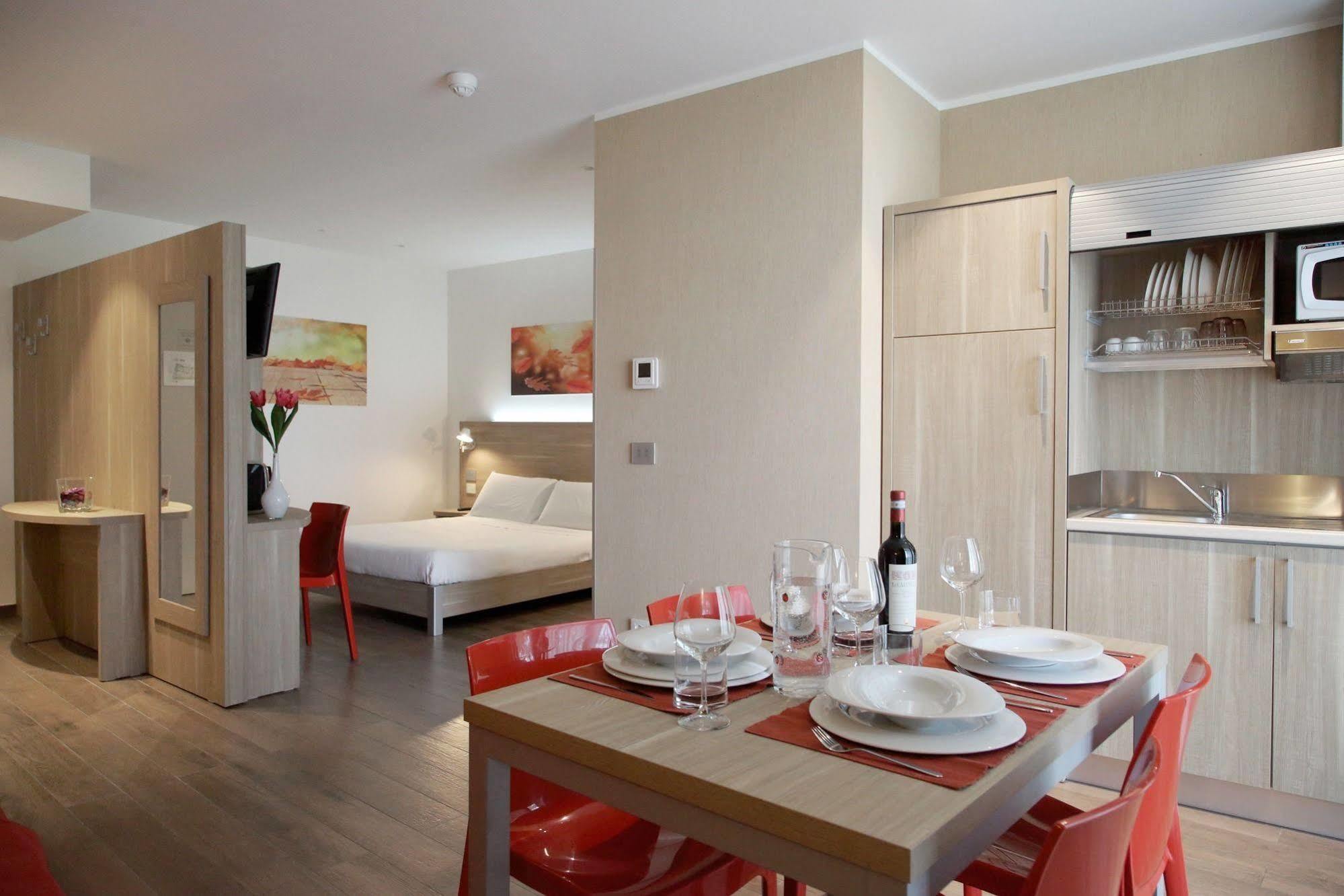 Privilege Apartments Vimercate Ngoại thất bức ảnh