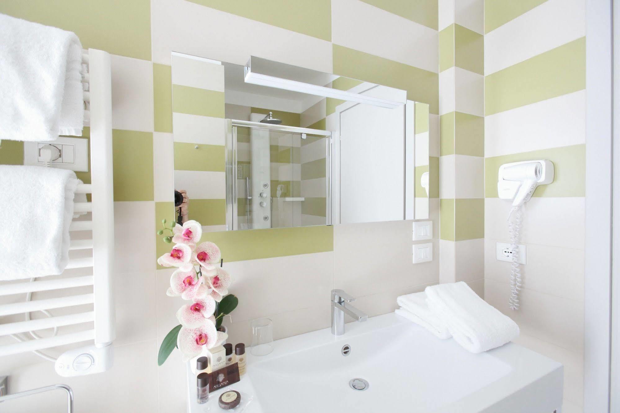Privilege Apartments Vimercate Ngoại thất bức ảnh