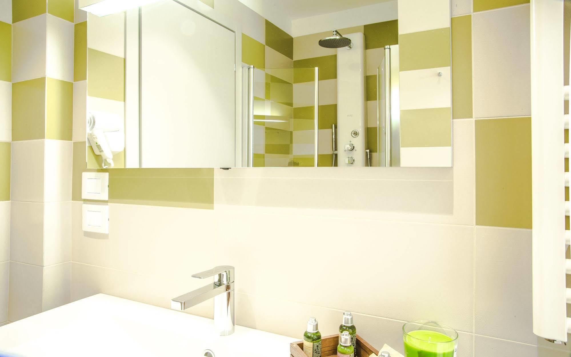 Privilege Apartments Vimercate Ngoại thất bức ảnh