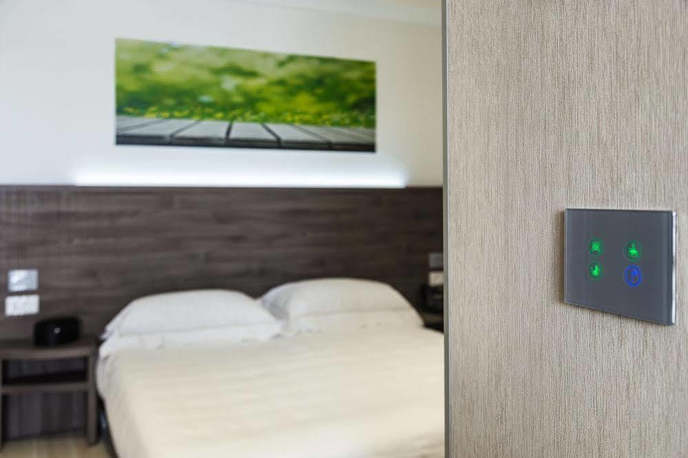 Privilege Apartments Vimercate Ngoại thất bức ảnh